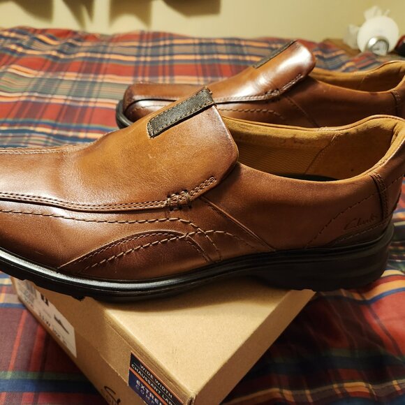 Clarks Men\'s Gessler Step - 11 Wide - NWoT main image 6